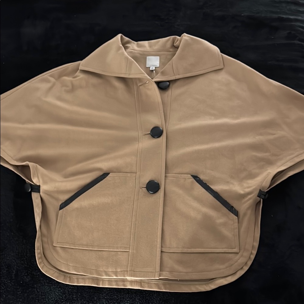 NWT Halogen Tan Cape with Flowing Silhouette